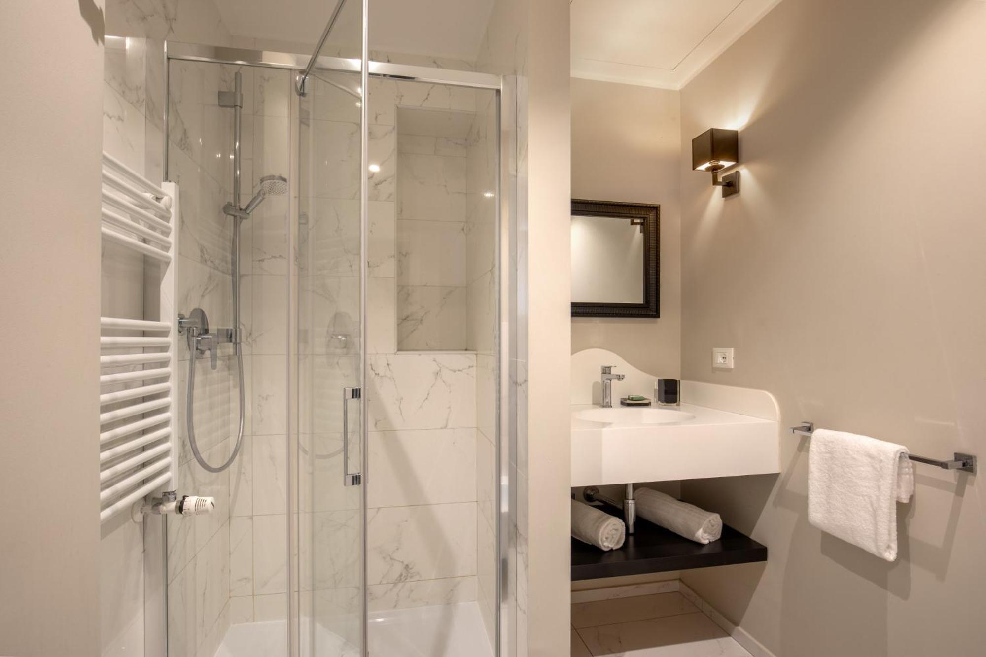 Daplace - Corso Monforte Suites Milano Dış mekan fotoğraf